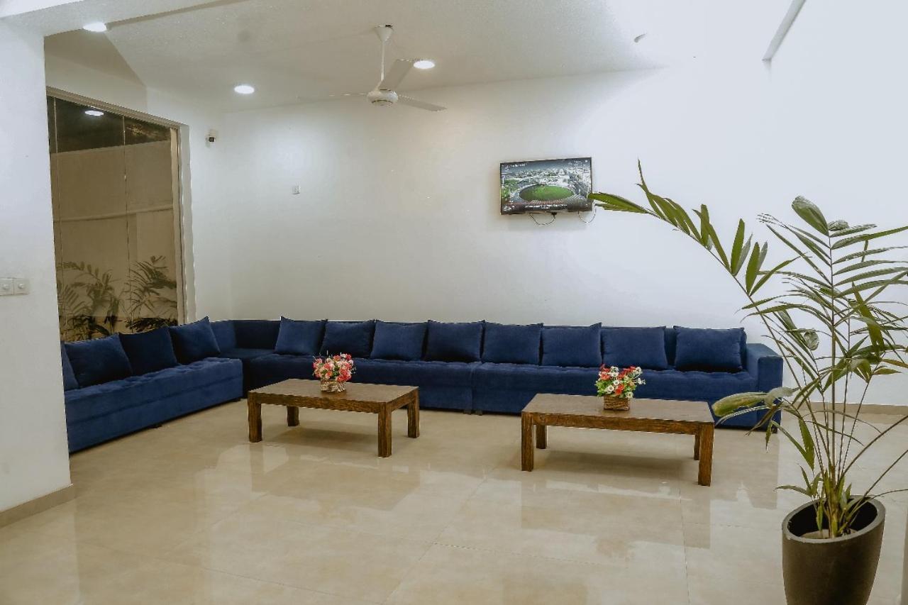 Lucky Transit Hotel - Katunayake Airport Dış mekan fotoğraf